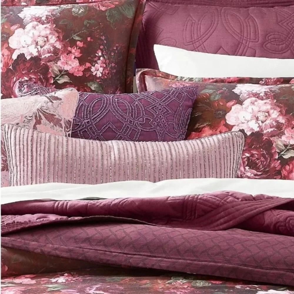 HOTEL COLLECTION
Dutch Floral Comforter Full/Queen - Picture 4 of 6